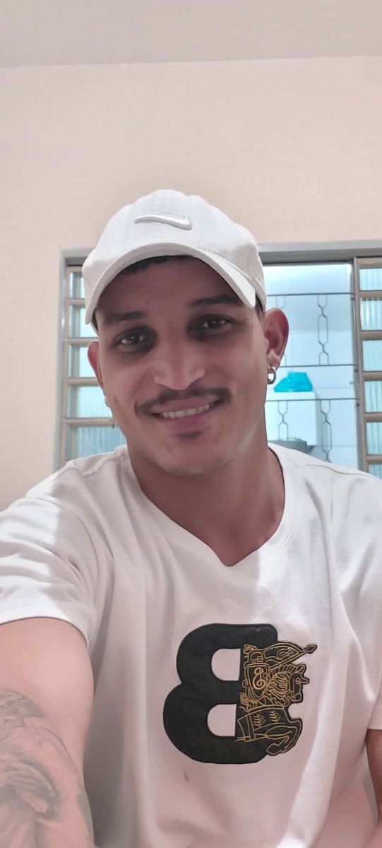 Sério ou sorrindo, eis a questão.🍃😝