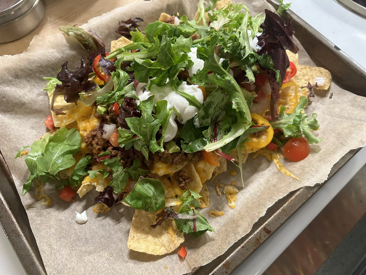MahleeJane's tweet photo. My nachos today https://t.co/3SrASiMVpW