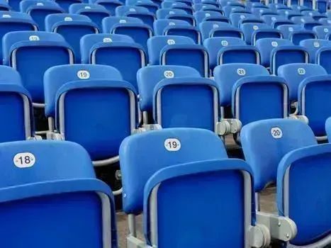 DTNEtiquette's tweet photo. Come on down is what I say to my audiences... are you a front-row kind of person? ~ #DTN #bewheretheactionis #frontrowengagement https://t.co/FFgJEhL7ae