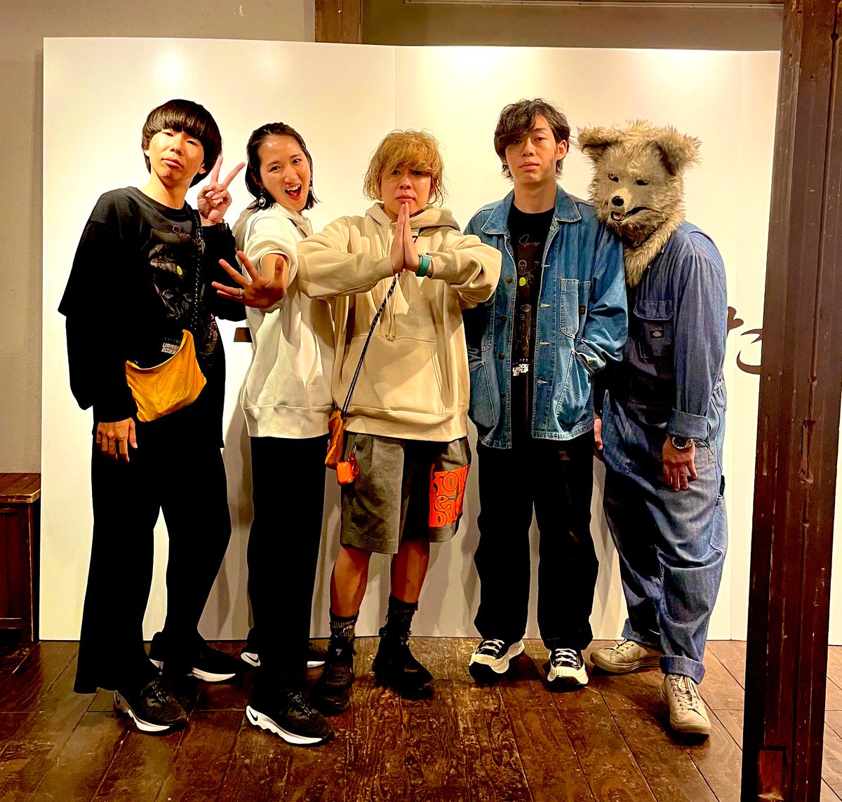 1本もバズってないけど総再生回数1億回突破しました！
これからもお願いします🙏