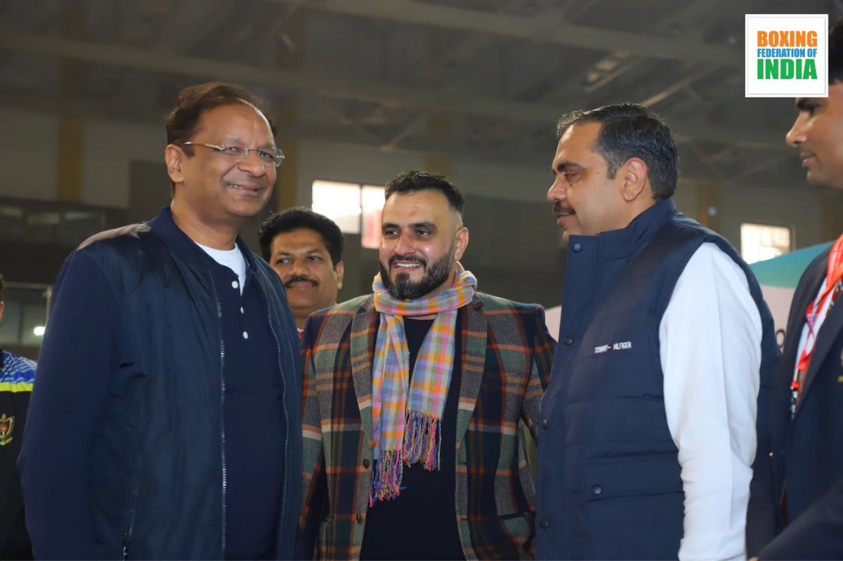 BFI President AjaySingh started the proceedings at the finals of 7th Elite Women’s National Boxing Championships 2023. Here are some glimpses 📸 @AjaySingh_SG | @debojo_m #PunchMeinHaiDum #Boxing