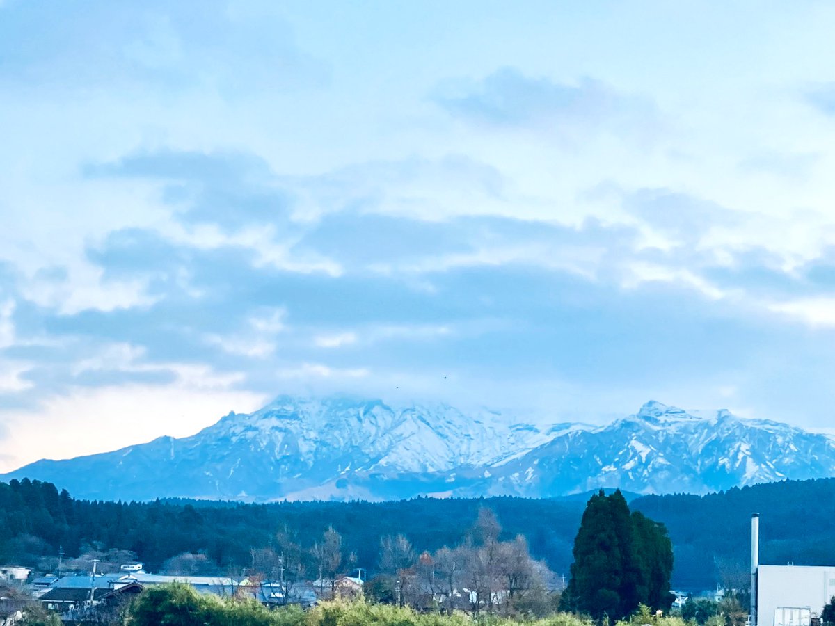randy_cha8's tweet photo. 阿蘇にきた！
同じ九州なのに寒い🥶
#阿蘇
#fairfieldbymarriott https://t.co/b10vxfzhqe