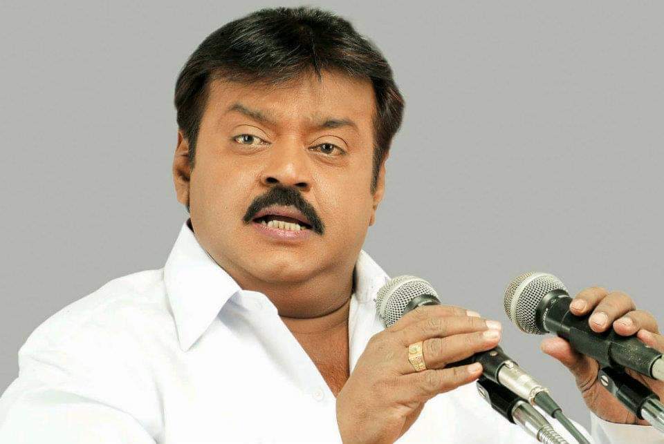 southradios's tweet photo. #PuratchiFM l #Southradios

#Vijayakanth #RIPVijayakanth https://t.co/RingC07sXL
