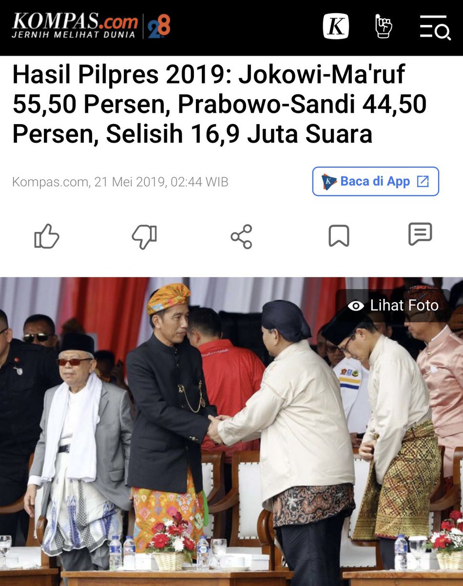 yusuf_dumdum's tweet photo. Survei Roy Morgan yang menempatkan Ganjar di posisi 38 persen, Prabwowo 30 persen dan Anis 25 persen bikin dapur Kerajaan memanas. 

Sudah bukan rahasia umum, hampir semua lembaga survei sudah diguyur 'hujan emas'. Makanya jangan heran ketika ada survei yg menampilkan data-data lucu dan gak masuk akal (meskipun tdk semua).

Makanya, survei yg masih bisa dipegang adalah yang bebas dari segala intervensi dan kepentingan politik. Apalagi kalau direktur atau pemilik lembaga survei sudah jadi timses dan konsultan salah satu paslon, malah semain sulit utk dipercaya.

Tapi menarik ketika bicara mengenai survei Roy Morgan. Hampir dapat dipastikan, surveyor ini tidak sdg menjadi konsultan politik salah satu paslon. Juga tidak sdg menjikat kekuasaan. Jadi independensinya masih bisa dipertanggungjawabkan.

Salah satu contoh hasil survei Roy Morgan pada saat pilpres 2019. Selisihnya hanya 1 persen (dibawah MoE). Hasil survei elektabilitas Jokowi 56,5 persen dan hasil akhir pilpres Jokowi 55,5 persen.

Sementara elektabiliatas Prabroro mentok diangka 40 sekian persen. Susah untuk naik di angka 50 persen. Padahal kalau ditanya, hampir seluruh penduduk Indonesia tahu siapa Prabroro. Apalagi setiap pilpres fotonya selalu mejeng di kertas suara KPU (2009-2014-2019).

Sekarang coba bayangkan. Saat ini dengan ada 3 paslon, elektabiliatas Prabroro masih tak berubah. Angkanya masih relatif sama saat hasil pilpres 2019, yaitu di angka 40 sekian persen. Padahal segala upaya dan cara telah dilakukan. Termasuk Istana dan isinya banyak yg dijadikan sebagai timses dan posko kemenangan. 

Nah, menariknya lagi adalah, survei internal TPN 03 @ganjarpranowo @mohmahfudmd yang justru menempatkan posisi Prabroro masih diatas, yaitu Prabowo 41,1 %, sedangkan Ganjar 37 % dan Anies 21,7 %. Hal ini justru kebalikan dari Survei Roy Morgan yang menempatkan Ganjar diposisi pertama.

Jujur saja saya jadi ingat survei internal Prabroro waktu pilpres 2019 yang mengklaim menang 54 persen. Bahkan sempat juga mengklaim menang 62 persen. Edyan kan ? Makanya mereka sampai sujud syukur berkali-kali. Syaa cuma berharap agar 2024 kejadian konyol itu tidak terulang lagi.

Tapi saya ingin sampaikan, bahwa survei internal TPN 03 memang sengaja untuk menghibur pihak sebelah. Makanya Prabroro masih di posisi pertama. Meskipun saya yakin, mereka juga sudah punya data survei internal yang hasilnya sangat mengerikan. Itu lah yang menyebabkan kepanikan hingga semua etika dan aturan dilanggar secara vulgar.

Perhatikan saja. Ibarat sepakbola, mulai dari wasit, hakim garis, komentator, hingga anak gawang, semua ikut memihak. Logistik juga sudah digelontorkan secara gila-gilaan. Banyak intimidasi dilakukan, bahkan adanya dugaan aparat bermain juga bukan rahasia umum lagi. Tidak cukup hanya sampai di situ, dugaan KPU ikut bermain juga semakin menguat.

Aneh memang! Masa elektabiliatas Prabroro mentok diangka 40 sekian persen ? Padahal semua amunisi sudah dikeluarkan. Trus ke mana pendukung Jokowi yang 55,5 persen atau setara dg 85.607.362 suara ?

Harusnya kalau secara hitung-hitungan, dengan klaim bahwa Prabroro mendapat dukungan dr Jokowi, maka elektabiliatas diatas angka 60 persen itu harusnya cukup mudah sekali. Tapi fakta yg terjadi apa ? Elektabiliatas Prabroro justru masih di angka 40 sekian persen.

Dari sini saya simpulkan, bisa jadi pendukung Jokowi yang didominasi masyarakat kalangan menengah ke bawah memang sudah antipati dengan Praboro. Maklum saja, jejak kebrutalan sejak pilpres 2014 dan 2019 masih banyak membekas.

Bisa jadi memang yang menyebrang dan mendukung pelanggar HAM itu tersandera karena takut dengan bayangannya. Coba perhatikan saja. Hampir semua ketum yang menyebrang ke sana bermasalah dan sebelumnya terjerat kasus hukum.

Jadi kalau boleh saya simpulkan. Dengan melihat data dan fakta elektabiliatas Praororo saat ini, maka jelas bahwa pendukung Jokowi yang menyebrang ke Prabroro hanya sebagian kecil, yaitu elit yang sarat dg kepentingan pribadi.☕️