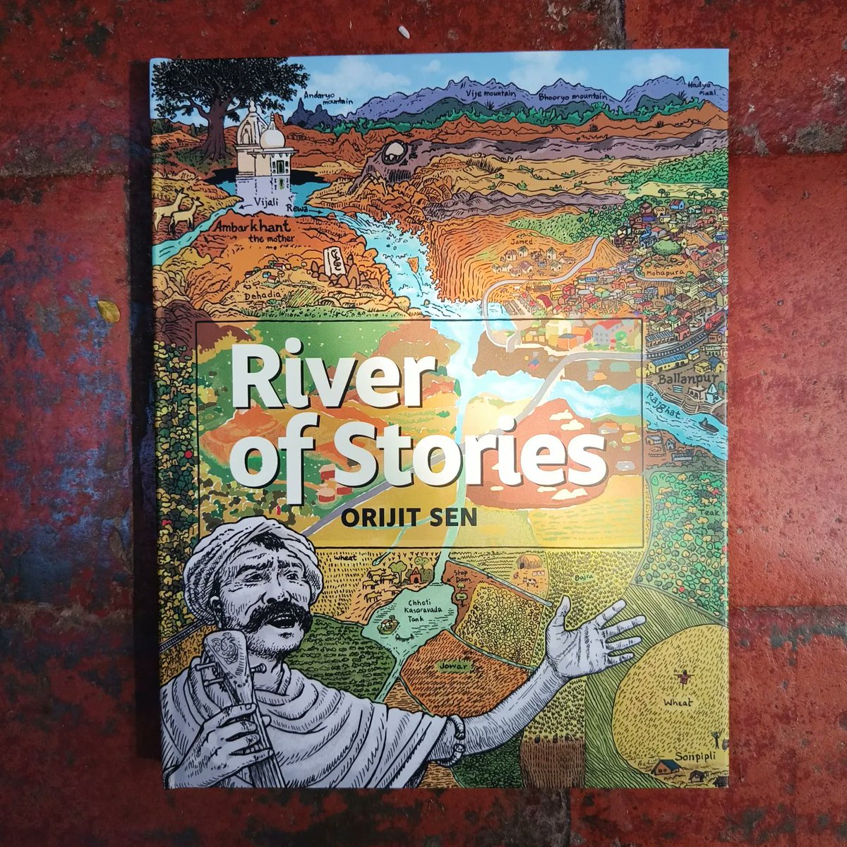 ChampacaBooks's tweet photo. This January, in the #ReadingIndia theme for the #ChampacaBookSubscription we are sending you books which offer a deeper understanding of what dissent has meant in India, historically and in the recent past.
📗VOICES OF DISSENT by Romila Thapar
📗RIVER OF STORIES by Orijit Sen https://t.co/QeuuIuM2fO