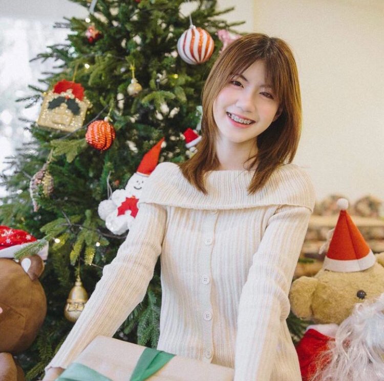 twskr41's tweet photo. แกมามุงน้องพะแพง มามุงความสวยกับความน่ารักนี้ อยากให้น้องถูกค้นพบ จะปีใหม่ก็โดนขโมยหัวใจ เตะตกหลุมความรักไม่รู้ตัวเลย😭😭✨✨💗💗💗💗💗💗

#PapangCGM48 
#CGM48 https://t.co/l2fW8qYckT