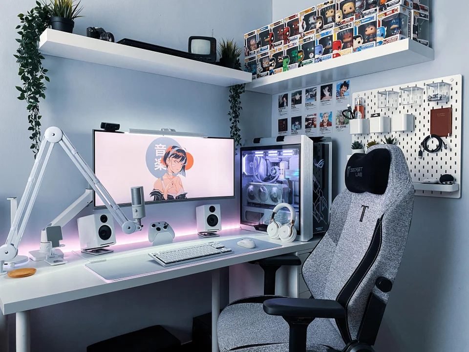 Rasanya sejak Covid in 2020, semua orang ada kesedaran untuk setup Home Office or Man Cave dekat rumah. 

 Nk beli office/gaming desk tak perlu makan modal yang besar pun. Shopee or Lazada je, senang dan murah. 

Tengah cari Meja Murah2 utk Home Office korg? Tengok thread ni 👇