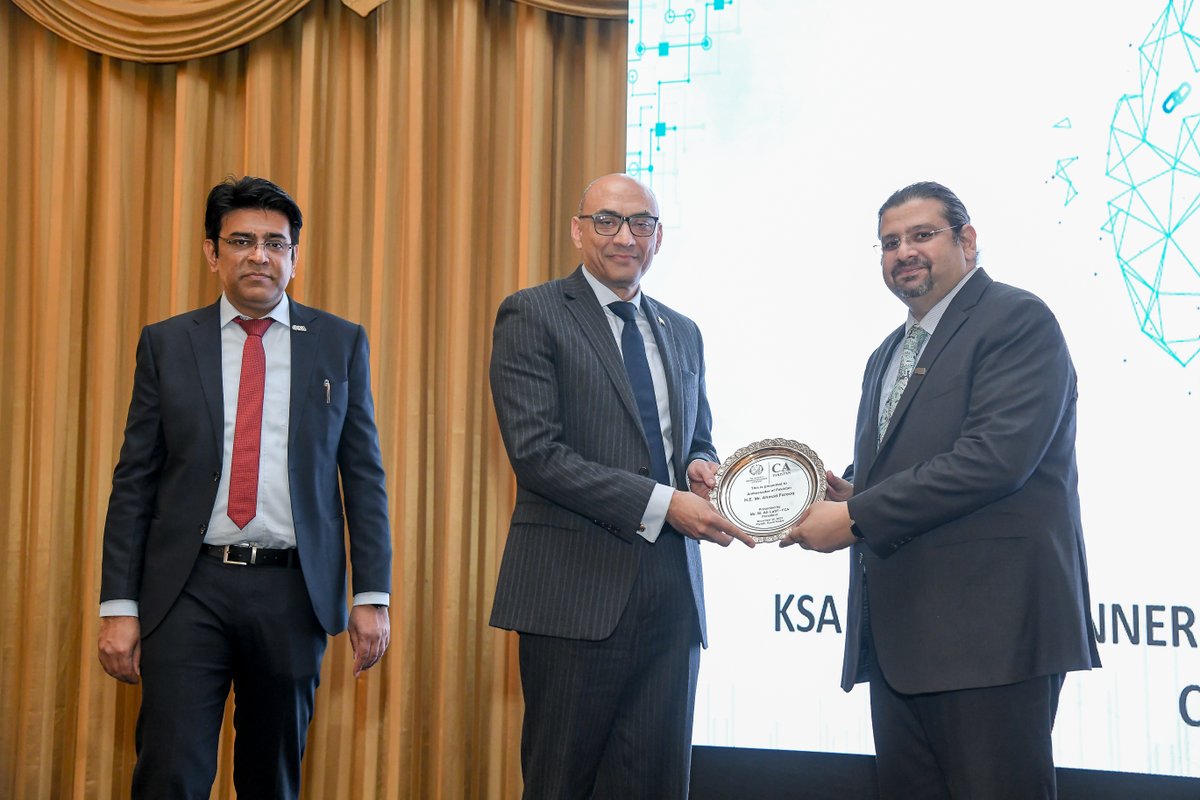 icapofficial's tweet photo. ICAP Members Annual Dinner &amp; Members’ Recognition Ceremony at Riyadh. 

President ICAP Mr M. Ali Latif, Ambassador of Pakistan H.E Mr Ahmad Farooq, and other notable dignitaries graced the occasion with their esteemed presence. 

#ICAP #CAPakistan #Members #ICAPKSA #MembersDinner https://t.co/1BqYZjP1zC