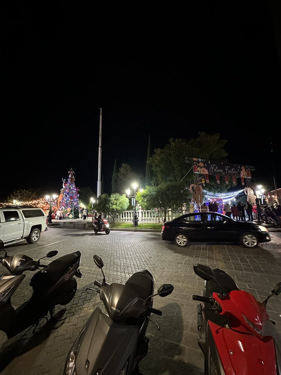 frvncoj's tweet photo. We made it https://t.co/08xmAV8c5y