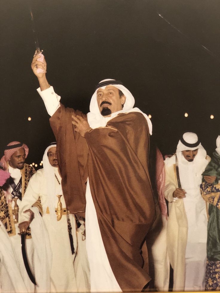 ahmedassaf000's tweet photo. العزة والجمال والهيبة في صورة 🇸🇦 https://t.co/bzBIOnBcYS