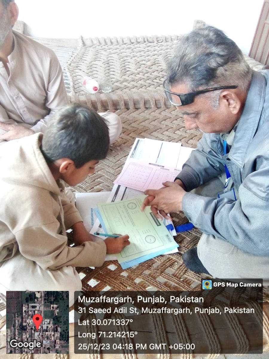 ASERPAKISTAN's tweet photo. #AserCycle23 updates!
Urban data collection in the household in district Muzzargargh for ASER 2023 cycle.
#aser23 #AserUrban #EducationForAll #EmpoweringCommunities #PakistanEducation #aserpakistan #ITACEC #ITA #FCDO #Pakistan #education #learning #citizenledassessment https://t.co/TRsHhiiOZ9