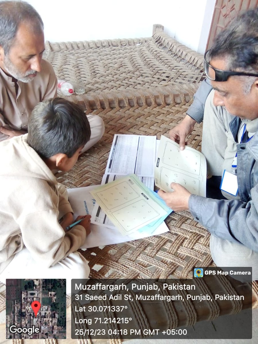 ASERPAKISTAN's tweet photo. #AserCycle23 updates!
Urban data collection in the household in district Muzzargargh for ASER 2023 cycle.
#aser23 #AserUrban #EducationForAll #EmpoweringCommunities #PakistanEducation #aserpakistan #ITACEC #ITA #FCDO #Pakistan #education #learning #citizenledassessment https://t.co/TRsHhiiOZ9