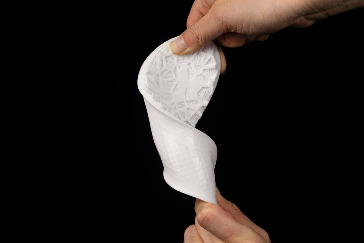 SirayaTech's tweet image. Siraya Tech Flex TPU🤗

✔85A more flexible TPU resin
✔Improved material, stronger tensile strength, and more durable
✔Smooth and clean output
✔ Up to 5x print speed compared to similar materials

🔗: amazon.com/dp/B0CP1YS9N6

#filament #FDMprinters #TPUfor3Dprinters