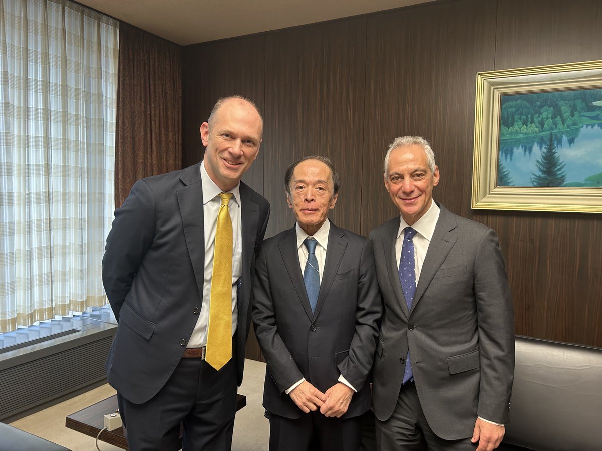 Great to be with my old friend @Austan_Goolsbee from the Obama years and now President & CEO of the Chicago Federal Reserve and accompany him to a meeting with the head of @Bank_of_Japan_e Governor Ueda. So much brainpower in one room at one time discussing one subject: the…