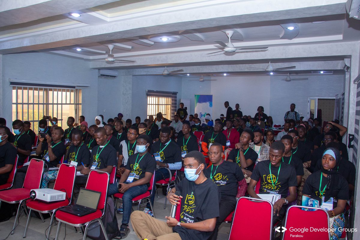 GDG Parakou #DevFest2024 tweet media