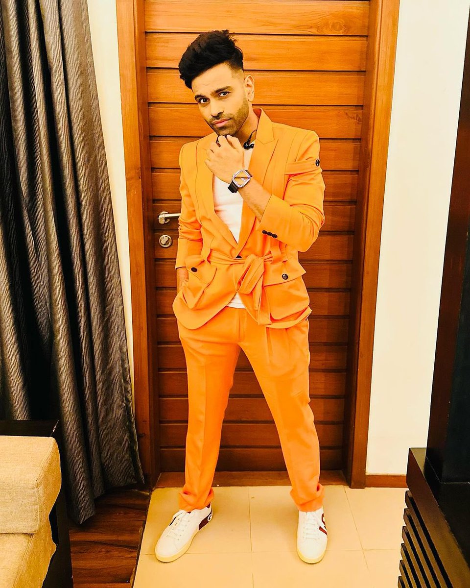 Sreeram_singer's tweet image. Hyderabad 🧡

#SRC #Sreeramachandra