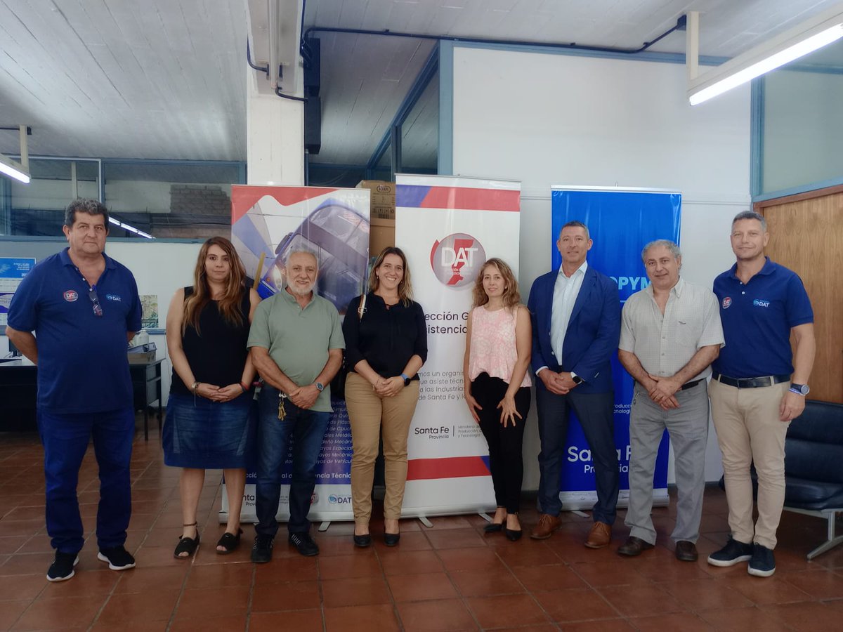 datsantafe's tweet photo. 🗣️Este lunes, recibimos la visita de Leandro Lopergolo, Secretario de Desarrollo Económico y Empleo y de Sabrina Brachetta ; Subsecretaría de Producción de la Municipalidad de Rosario. https://t.co/ay4VPFoX4H
