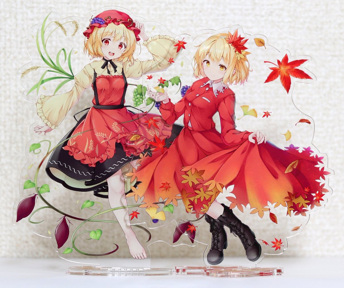 aki minoriko ,aki shizuha multiple girls 2girls blonde hair barefoot grapes hat leaf hair ornament  illustration images