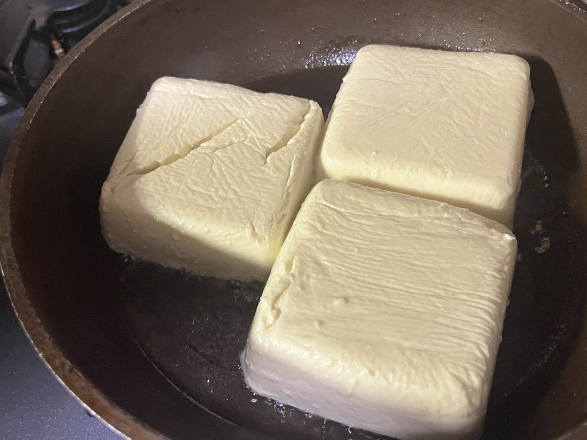 DaichiEcd's tweet photo. 【育毛料理】

焼き豆腐と豚モツの煮込みです😊

モツ煮は市販のお惣菜でOK！

タンパク質、コラーゲン、大豆イソフラボン、ビタミンE、カプサイシンなど、
育毛に役立つ栄養がたっぷりです。

簡単で美味しいのでやる気が出ない時でもおすすめです！
#育毛　#料理 #育毛料理

https://t.co/kVNUtdWuJH https://t.co/180YgxvbiJ