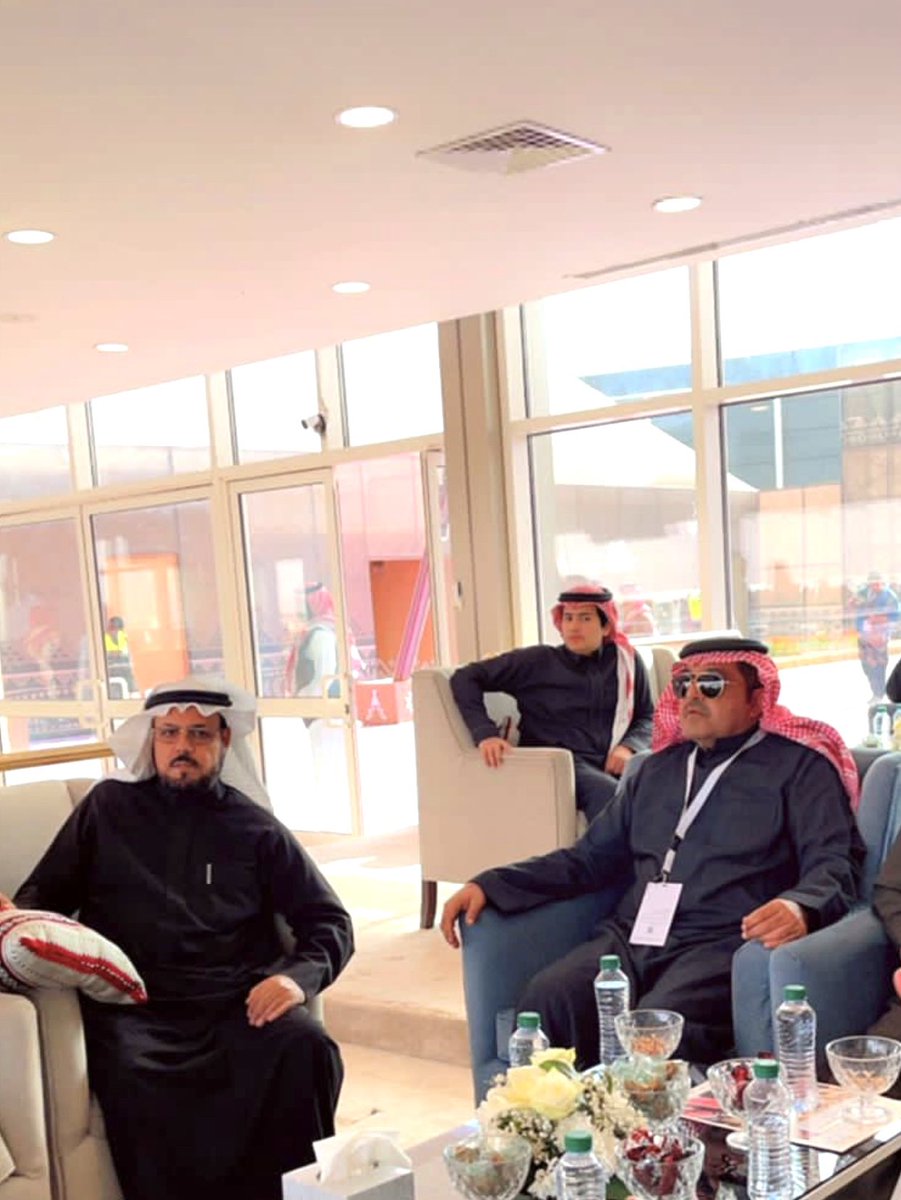 أبشركم صفر الطنايا فئة الثمانين حصلت على المركز الأول (بيرق الموحد)
لمالكها الشبل 
عبدالله فهد الشريع 
الف مبروك للشيخ فهد الشريع منومسنا ورافع
روسنا بجميع المحافل
الف مبروك الف مبروك الف مبروك ياشمر
#شمر
#الطنايا
#السلمان
#الزميل
#حايل
#الحفير