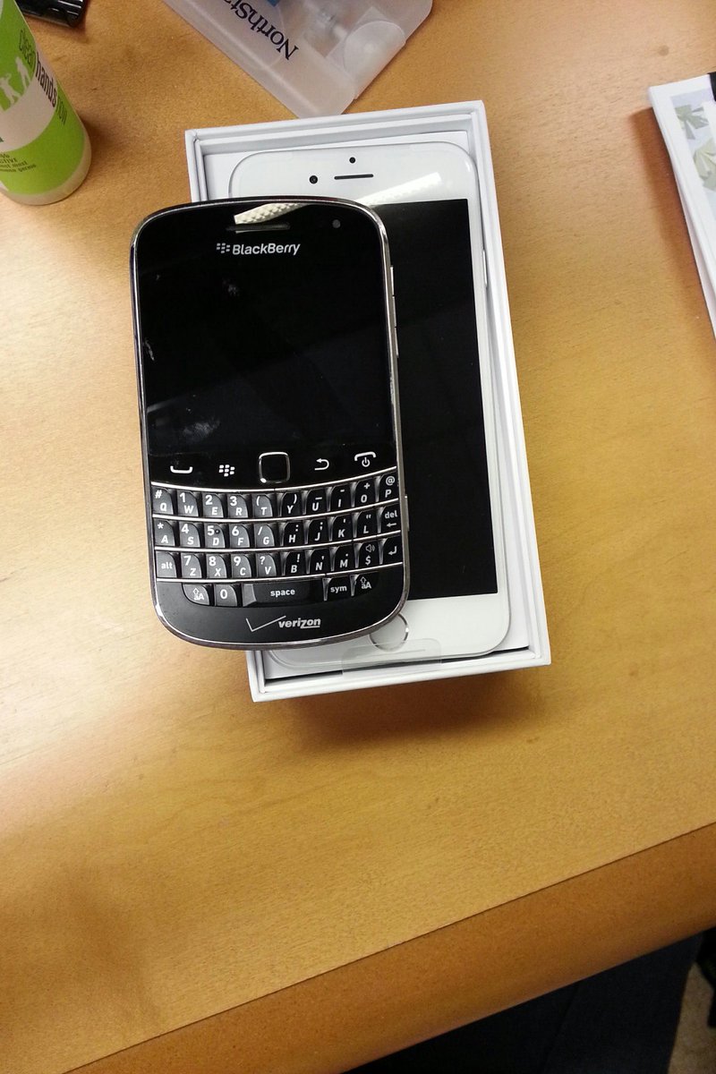 taylormokris's tweet image. January 2015. When the company made me switch from the greatest phone ever made to a lesser one. Sad day. 

#blackberry #crackberry