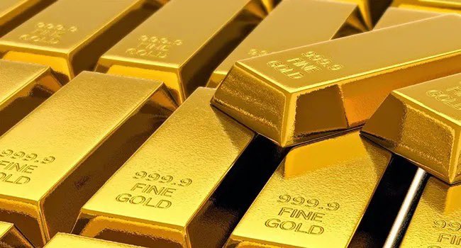 gncborsa's tweet photo. Son zamanlarda herkes her yerde altın soruyor arkadaşlar rahat olun yılbaşı ile birlikte ABD Faiz indirimi yapacağını açıkladı bu şu demek oluyor #XAUUSD 2100 ile yeni yıla başlayacak değerlendirmek size kalmış 🤪 https://t.co/9c9PFqDOVj