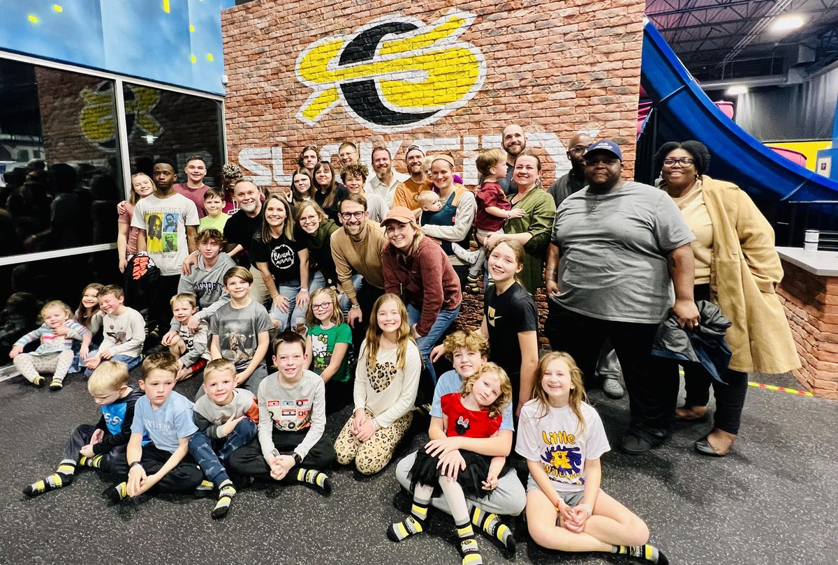 sendnetwork's tweet photo. We are a family united by mission! 🙌 

We love seeing these @SendSTL church planters come together for a fun-filled Christmas celebration. 🎄 https://t.co/e5Lthgwqsj