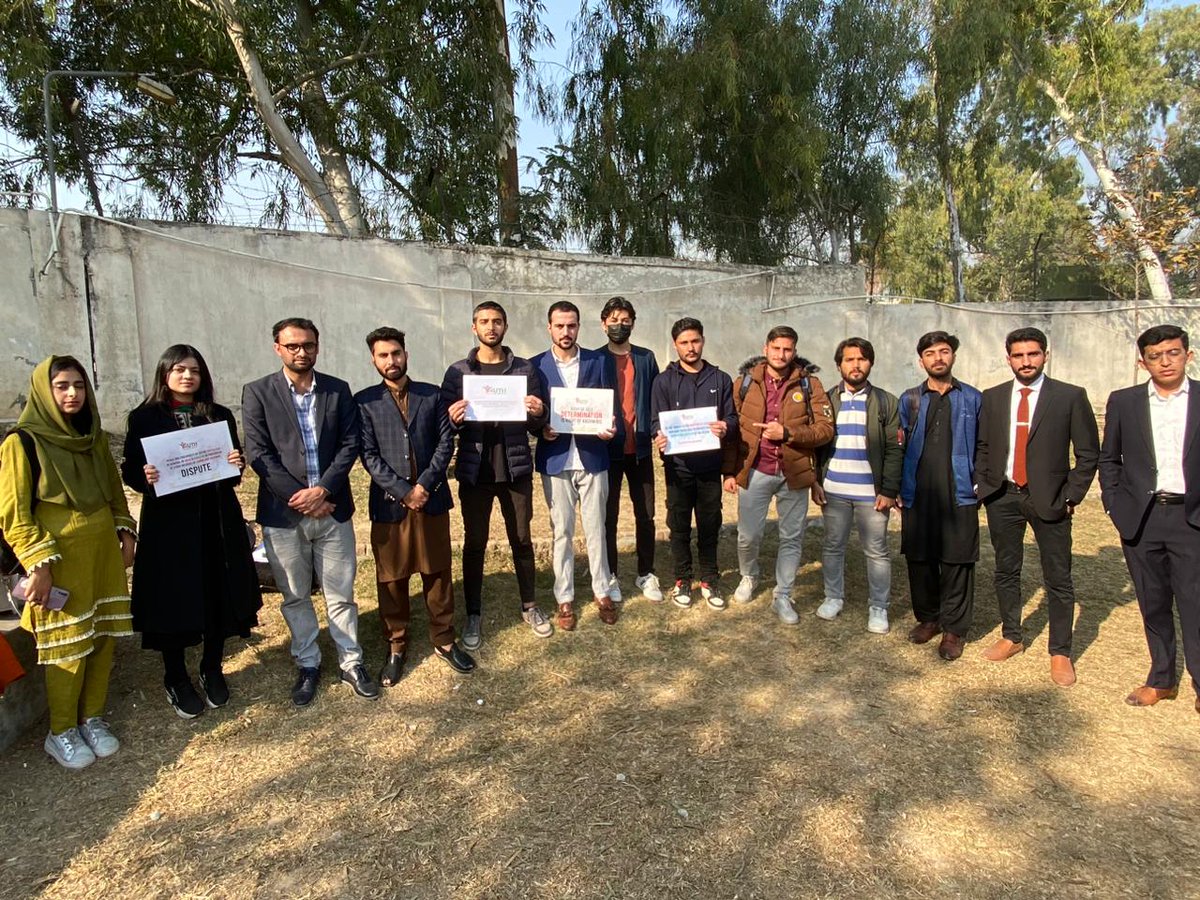 _YFKOfficial's tweet photo. Youth Forum for Kashmir (YFK) organized an activity at NUML University, Islamabad, highlighting the recent Supreme Court verdict on Article 370 and ongoing human rights violations in Indian Illegally Occupied Jammu and Kashmir (IIOJK). The activity engaged students from various departments and the NUML Kashmir Students Society, raising awareness and urging action on the Kashmir conflict.

#IIOJK #KashmirSolidarity #StandWithKashmir #Pakistan #numluniversity #activity #interaction #awareness #Article370Abrogation #Article370