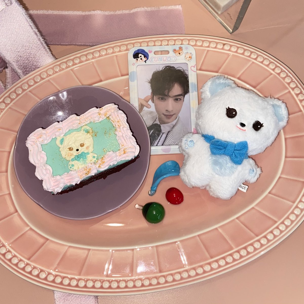 🎂🐻‍❄️🍧❄️🩵✨

#차은우 #차곰돌