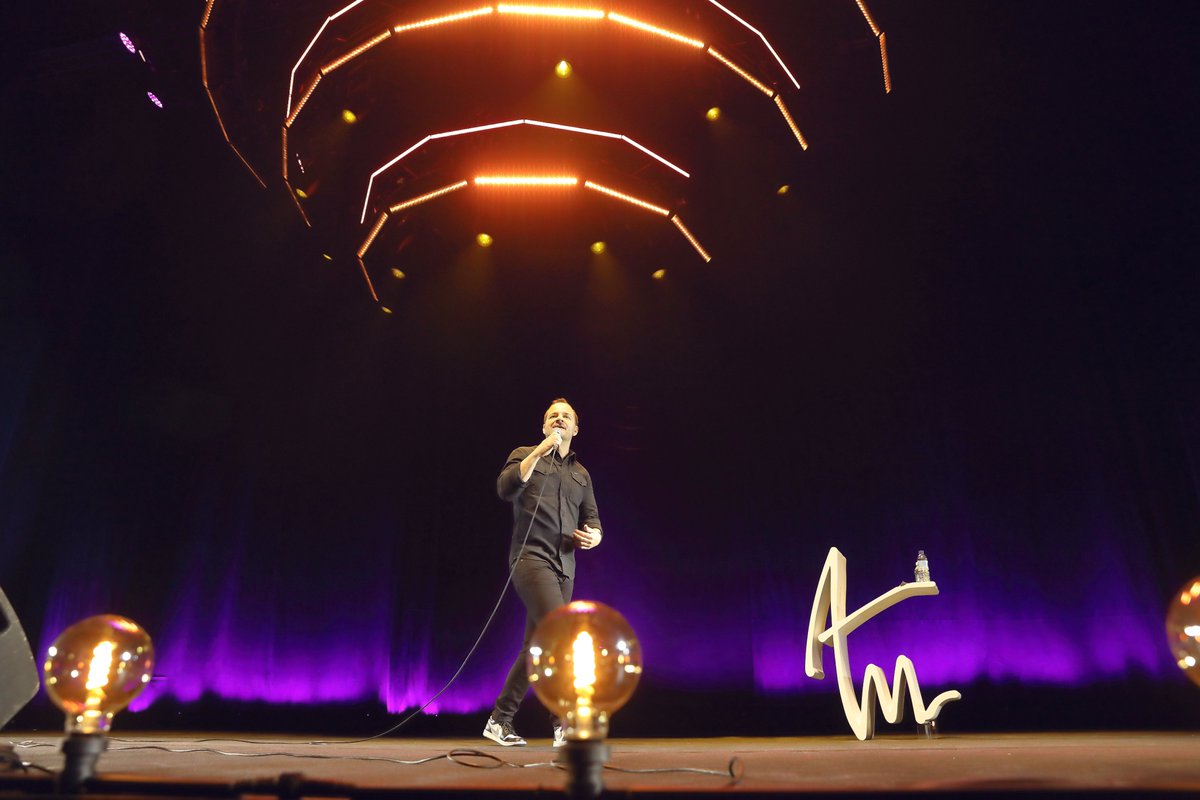 MovistarArenaEs's tweet image. ✨ Brillante @angelmartin_nc en el #WiZinkCenter. ¡Aquí las mejores imágenes de su show de ayer, #PuntoParaLosLocos!

📸 @OscarLfxStudio