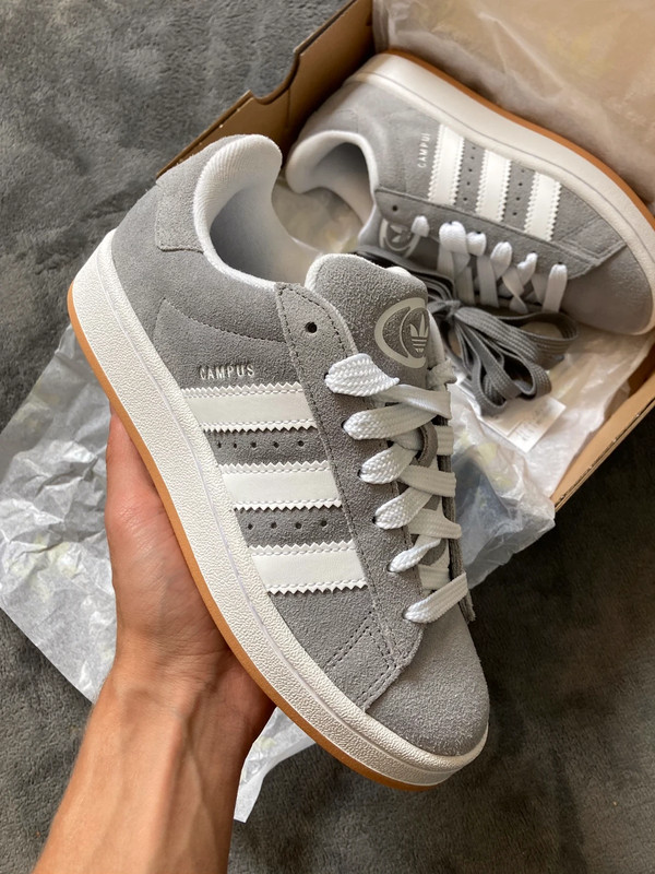 La Campus 00s "Mouse Grey" 🐭

Lien affilié chck.me/Yyrm (125€)