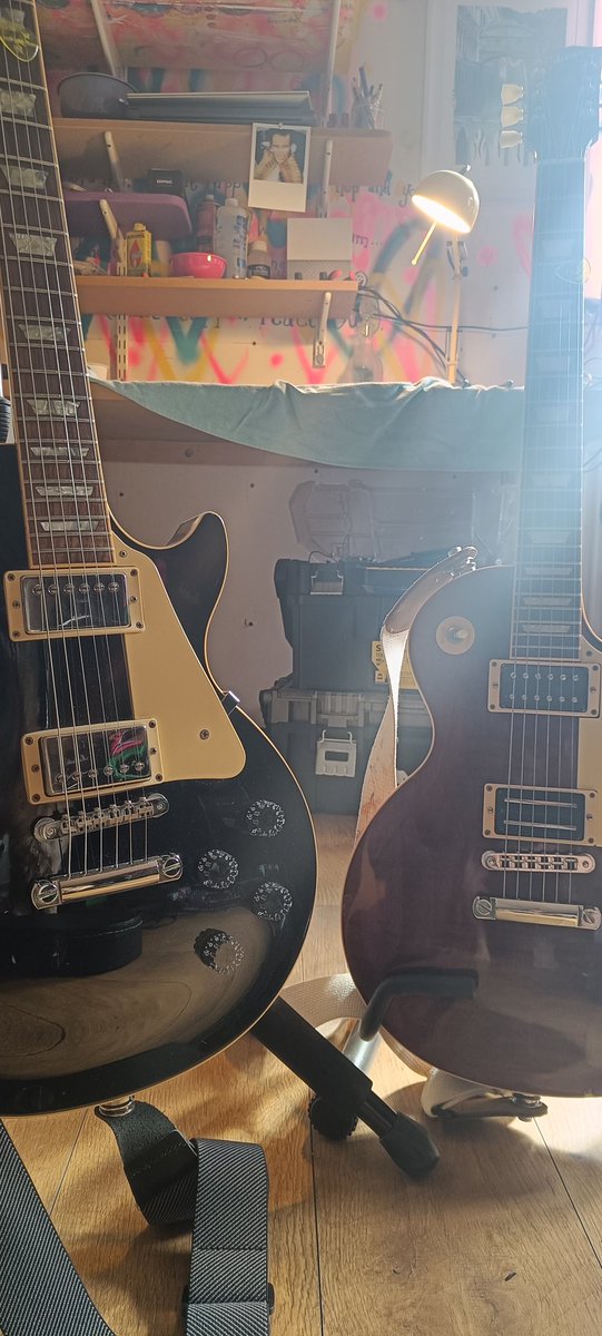 On the second day of Peachmas the producer gave me
2 Les Pauls
And a microphone and pop shield