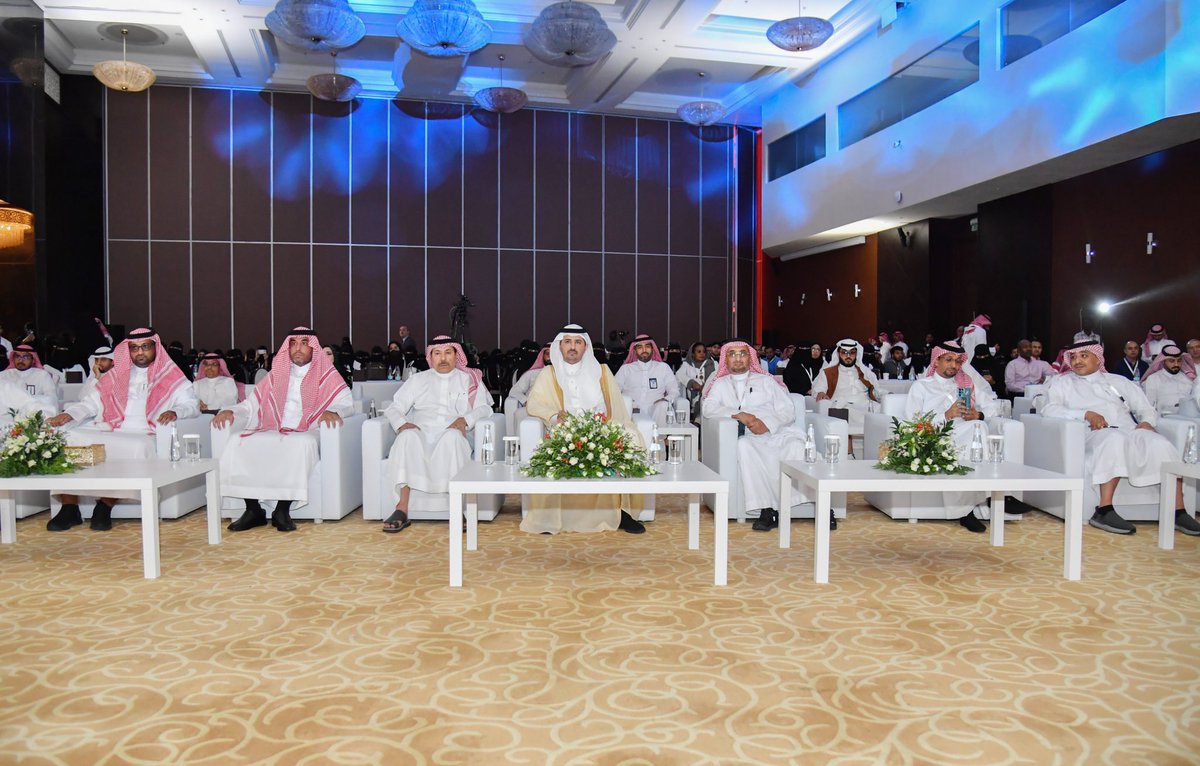 برعاية كريمة من سمو #أمير_منطقة_جازان:
وكيل الإمارة المساعد للشؤون التنموية الدكتور عيسى بن يحيى البناوي يدشن ملتقى ومعرض شريان الأول للتوعية بأمراض الدم الوراثية، الذي تنظمه جمعية رعاية مرضى الدم بالمنطقة "شريان".

#مؤتمر_شريان_السنوي