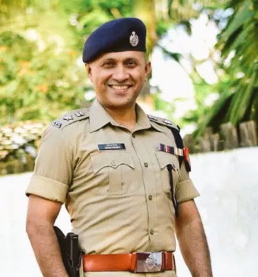 Minjursaleem's tweet photo. அடுத்த IPS பாஜகவில் இணைகிறார் - ஆனந்த் மிஸ்ரா பீஹார் https://t.co/6u9i2tMKND