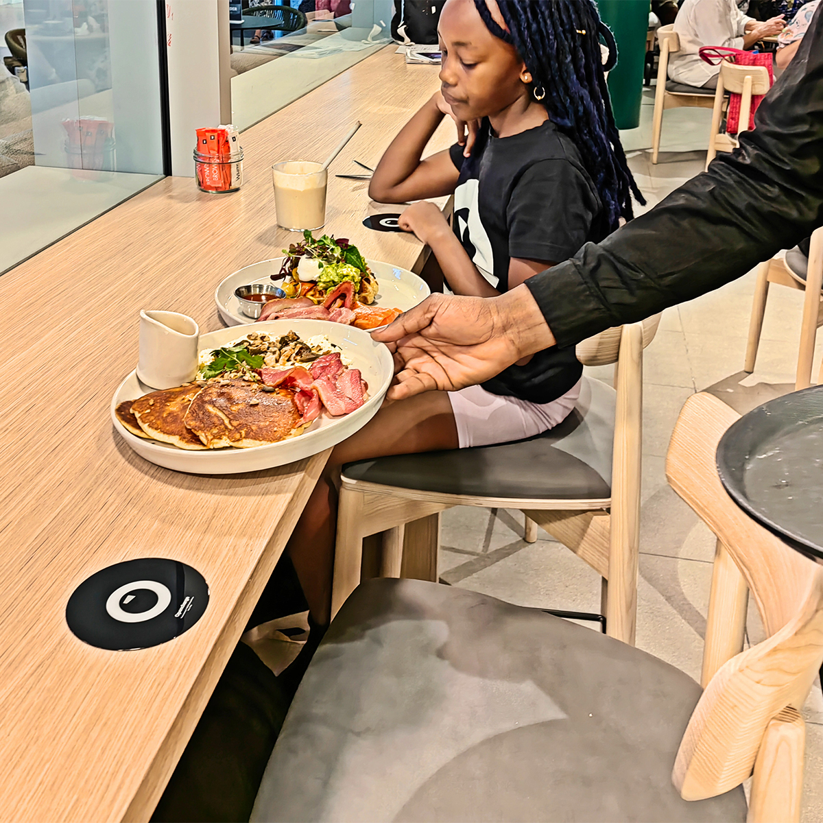 Opencharge's tweet photo. Discover @WOOLWORTHS_SA WCAFE at the new Tygervalley store: 100% organic African brew, fresh cakes, organic harvest table, and a varied menu with plant-based, gluten-friendly, and carb-conscious options. Stay powered with Opencharge

#woolworths #wcafe #coffee #opencharge https://t.co/mGX92voI4J