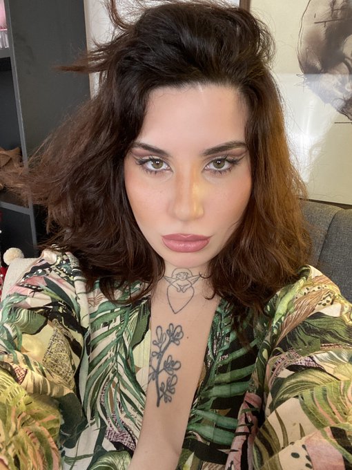 I am saving money to buy a new 4K camera to take custom videos on the next level. That&rsquo;s why I  gonna<a href="/tag/twerk"class="tags"><span>#twerk</span></a><a href="/tag/tattoomodel"class="tags"><span>#tattoomodel</span></a><a href="/tag/pov"class="tags"><span>#pov</span></a><a href="/tag/hairy"class="tags"><span>#hairy</span></a><a href="/tag/tattooart"class="tags"><span>#tattooart</span></a><a href="/tag/gfe"class="tags"><span>#gfe</span></a>