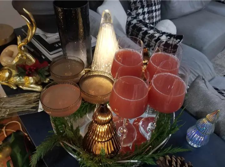 adam_adambarker's tweet image. Christmas Eve at our house.
￼Happy Christmas to friends and strangers who believe in the spirit of Christmas.
#happychristmas #adambarker