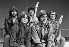 elsotaescala's tweet photo. #bersions
589.- #EvaCassidy "The Letter" -2000- (#WayneCarson) #TheBoxTops -1967-
https://t.co/Jg3AqMuu1u https://t.co/BXx7AwWuPm