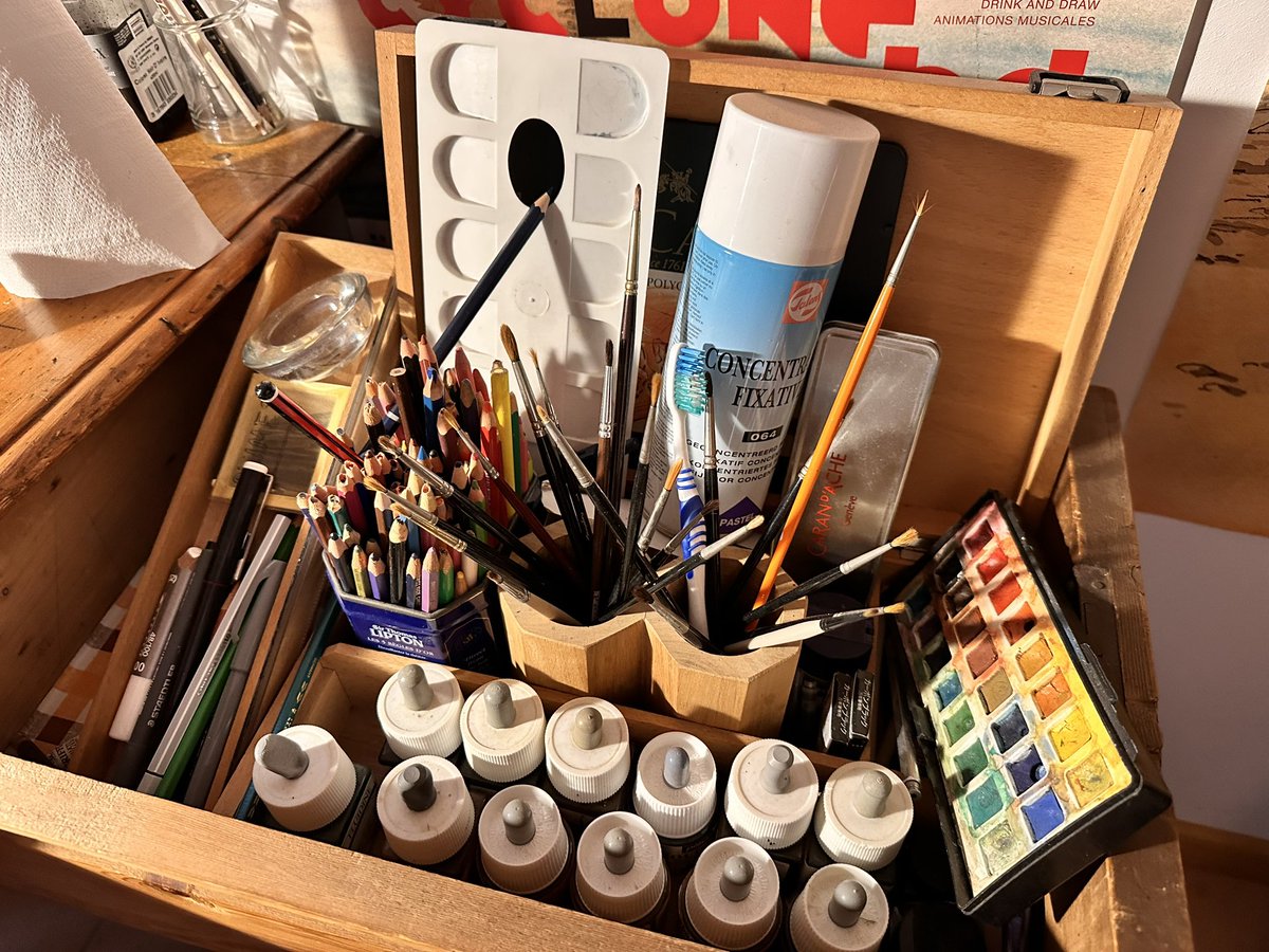 atelier_bd's tweet photo. Nouveau podcast! Dans l’atelier d’Etienne #Davodeau   @Futuropolis @Paul_Satis   Pour écouter :  https://t.co/uMIDKo5joP https://t.co/r8gfCvKdx4