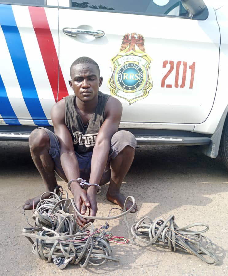 Police Arrest 24-year-old Nigerien For Stealing Cables 

The Rapid Response Squad of the Lagos State Police Command has arrested a 24-year-old Nigerien, identified as Seidu Ali, for allegedly stealing electrical cables. 

The suspect was said to have been arrested on the Third