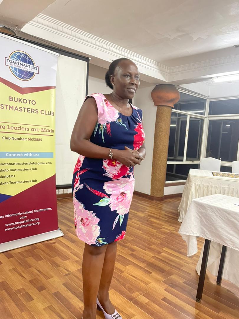 BukotoTM1's tweet photo. Step into Forest Cottages, Naguru every 1st Tuesday or log in from anywhere for our online sessions every 3rd Wednesday. Bukoto Toastmasters offers the flexibility to enhance your communication skills in-person and virtually! ๐๐ #Flexibility #CommunicationEnhancement https://t.co/RXRsvwgyeP
