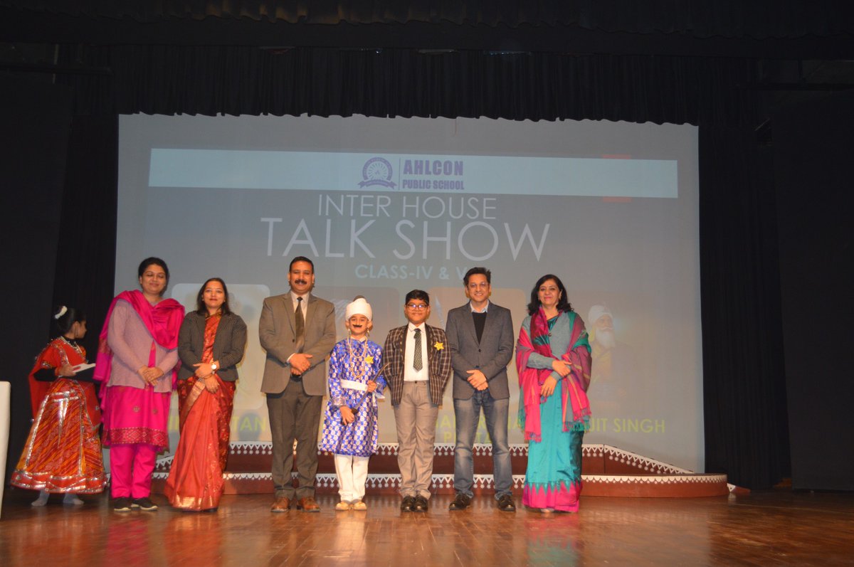 parulshar1984's tweet photo. The Preparatory Wing of Ahlcon Public School conducted an exciting Talk Show Competition for classes 4 and 5. Here children of each house enacted a talk show with the warrior kings of India. @Ahlconpublic1 @seemasoniaps @Dir_Education @MamthaSays @PublicAhlcon @ashokkp https://t.co/DQKGlMOUY3