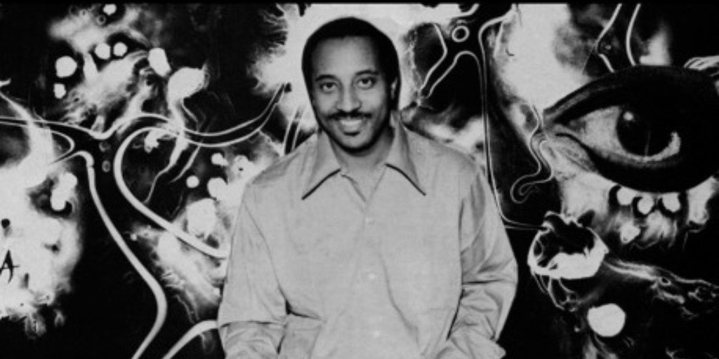 GladysPalmera's tweet photo. 🎶Beyond Addis es un recopilatorio que propone un viaje sonoro por el ethio-jazz actual, realizado por músicos actuales de todo el mundo apasionados por la fascinante fusión de jazz y música tradicional de Etiopía que se creó en los años 70. 

🎧 https://t.co/ZuEZM6z7Gc https://t.co/TTWdukVg1P