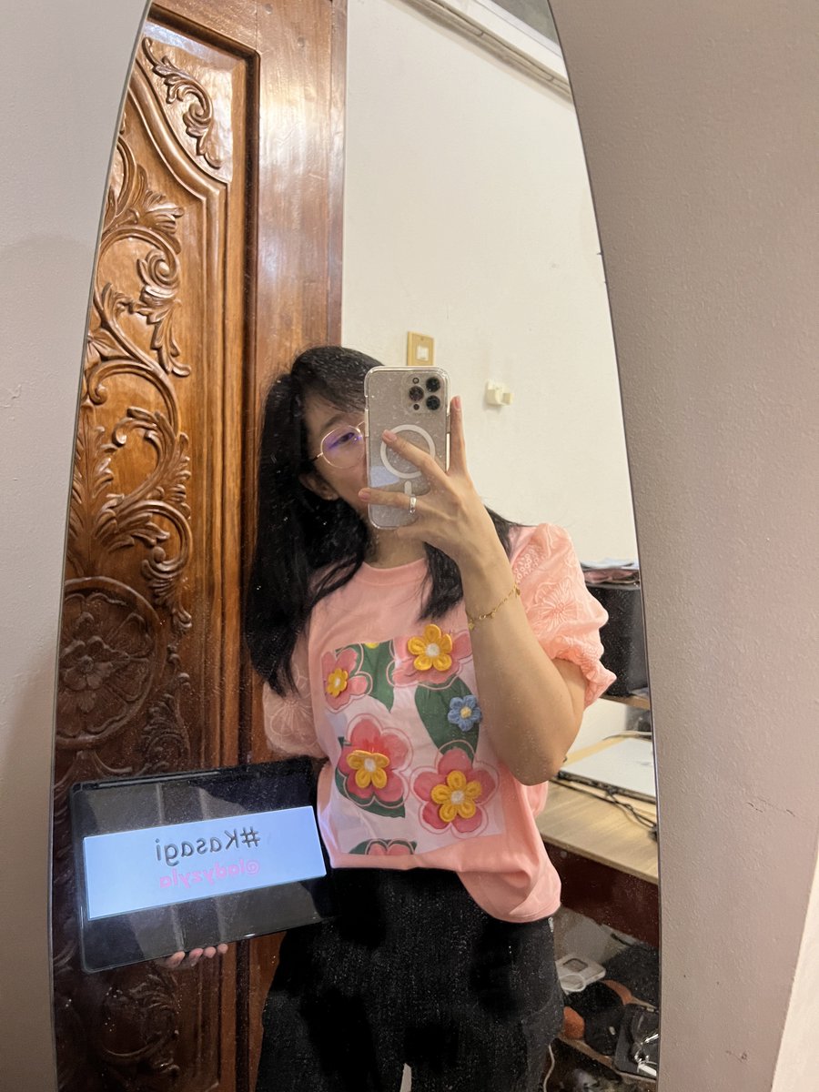 LadyZyla_'s tweet photo. Christmas present that I got from my brother and his family 💕

#KasagiHolidayBucketlist #Kasagi #I2W https://t.co/HMzEBjxzV9