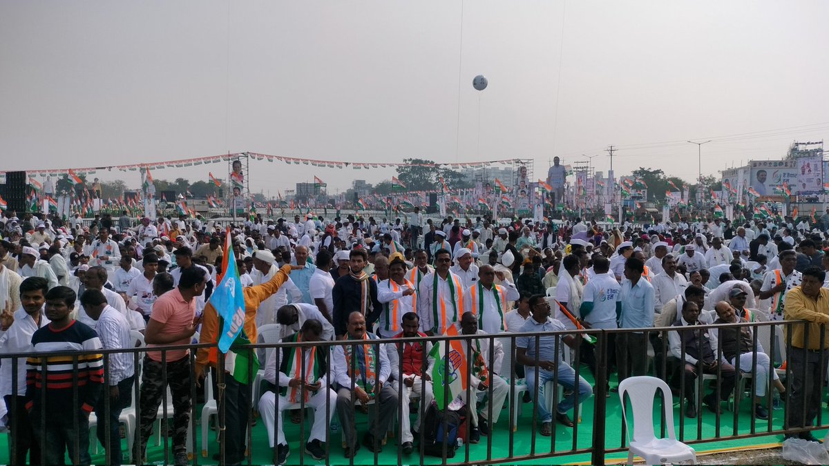 IYCGujarat's tweet photo. आज काँग्रेस के स्थापना दिवस पर 'हैं तैयार हम' महारैली हो रही है।

#HainTaiyaarHum https://t.co/0b2DZUoyBF