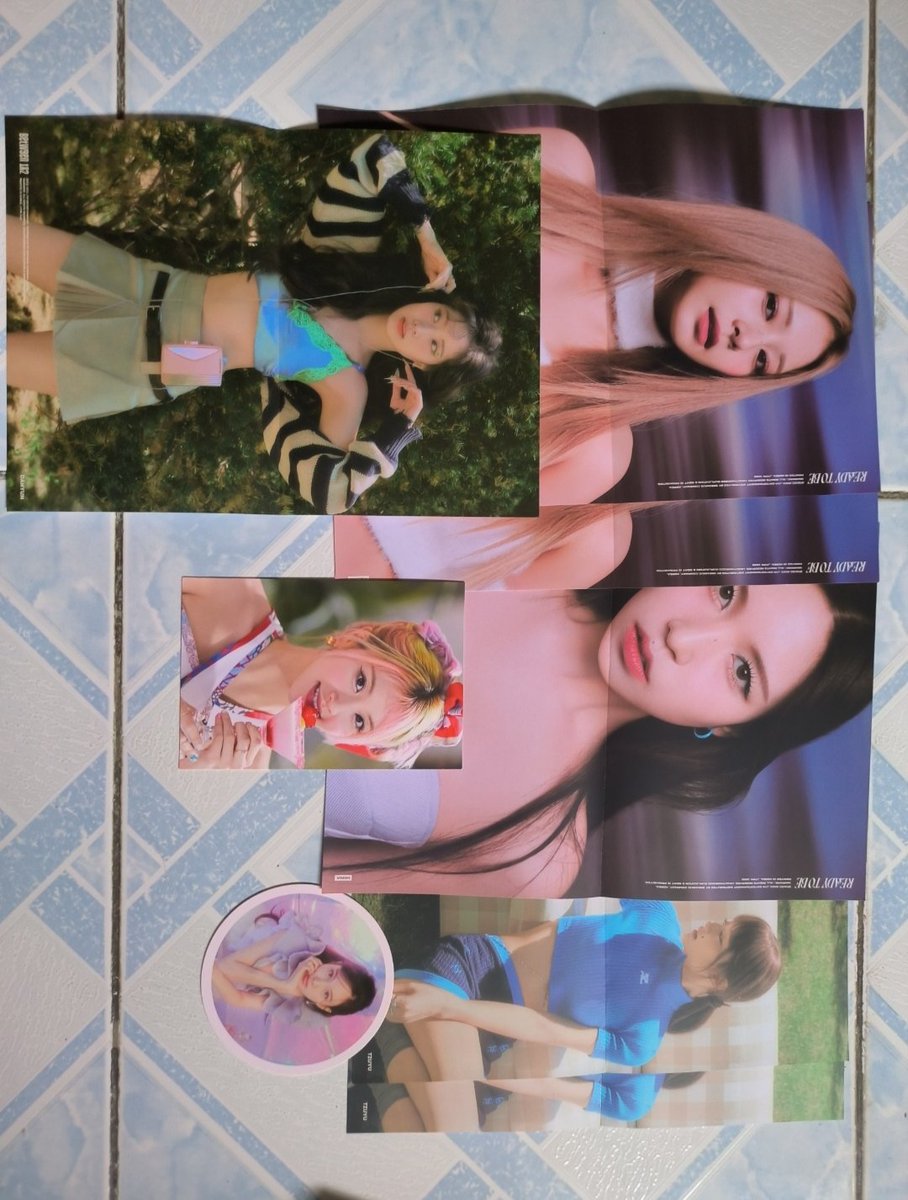 HaulOnce's tweet photo. WTS 

Twice 

1st pic
Sana University Kit - 1,000

2nd pic
Signal album with CD - 200

Taste of love album with CD - 200

3rd pic
Twice poster and coaster - 50 each

4th pic
Coaster - 50 each
Bookmarks/ mini poster - 100 each

Gcash / Metrobank

Shopee checkout

Laguna 📍 https://t.co/Unl9P9yuMA