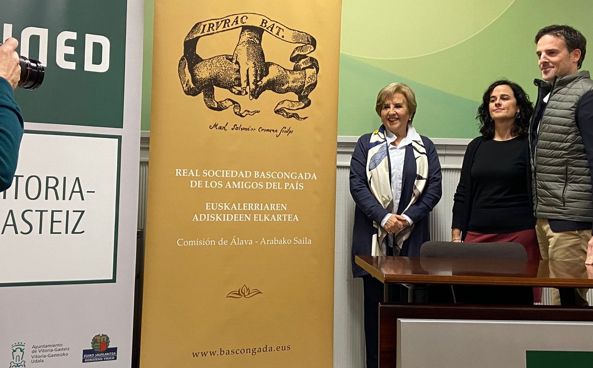ArreguiClinica's tweet photo. 🧠🗣Joan den azaroan, Laura Moreno Josefina Arregui Klinikako neuropsikologoak "Memoria eta adina. Narriadura kognitiboaren prebentzioa eta identifikazioa " hitzaldia eskaini zuen, @real_pais erakundeak antolatua, @uned_vg
#Psikogeriatria #Dementzia #Altzheimer https://t.co/6y8tHTPpLQ