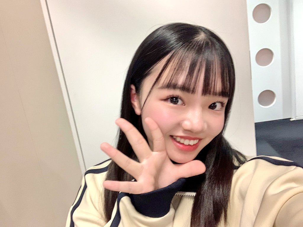 atnakashima1922's tweet photo. 今日のもえぴ💖🪄︎︎の好きなところ!
・良い意味で大佐の涙腺を崩壊させてくれるところ!🥹
#ほくりくアイドル部
#西村萌花 #もえぴ💖🪄︎︎
#もえぴ党 #もえっこ
#もえぴ党さいこうしどうしゃ
#オレのもえぴ
#ぷーちゃんのもえか
#生涯もえぴ神推し
#もえぴの好きなところ企画
#178d
ほんとここ1週間でこの2枚お目にかかれるなんて奇跡✨
これ、りんたんに超絶感謝しなきゃだよね🥹
りんたん、もえぴ、永遠のさいこうしどうしゃ、ありがとう🥹
大佐が推してるみんなは優しいんだ!😊
