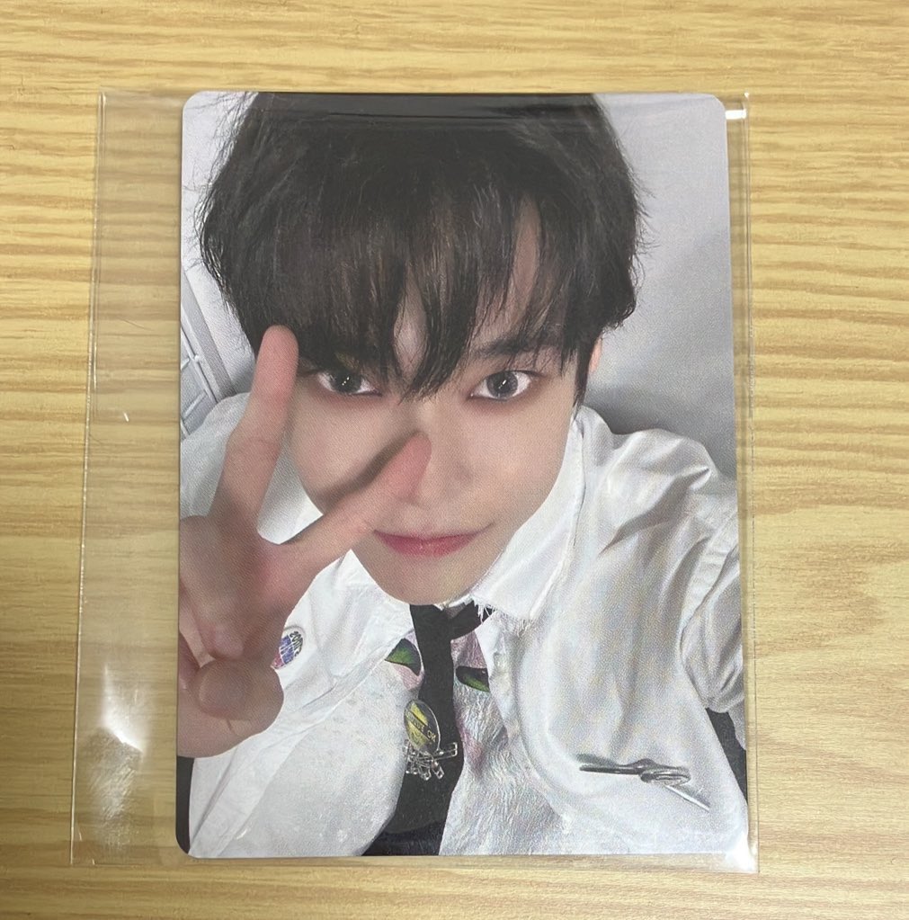달 tweet media