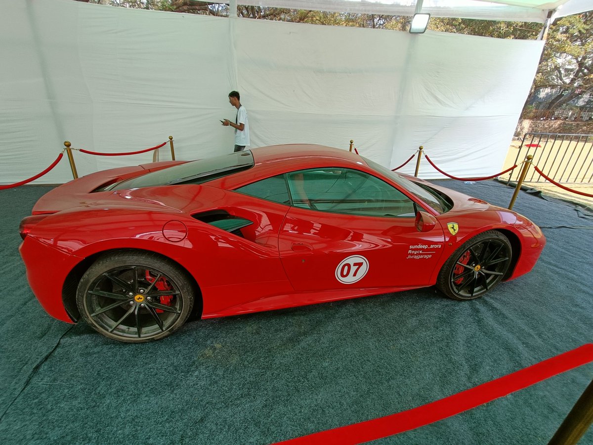 sgirish1204's tweet photo. Auto Expo🏎️

#TechFest #CarExpo https://t.co/bcFU9jZG9W